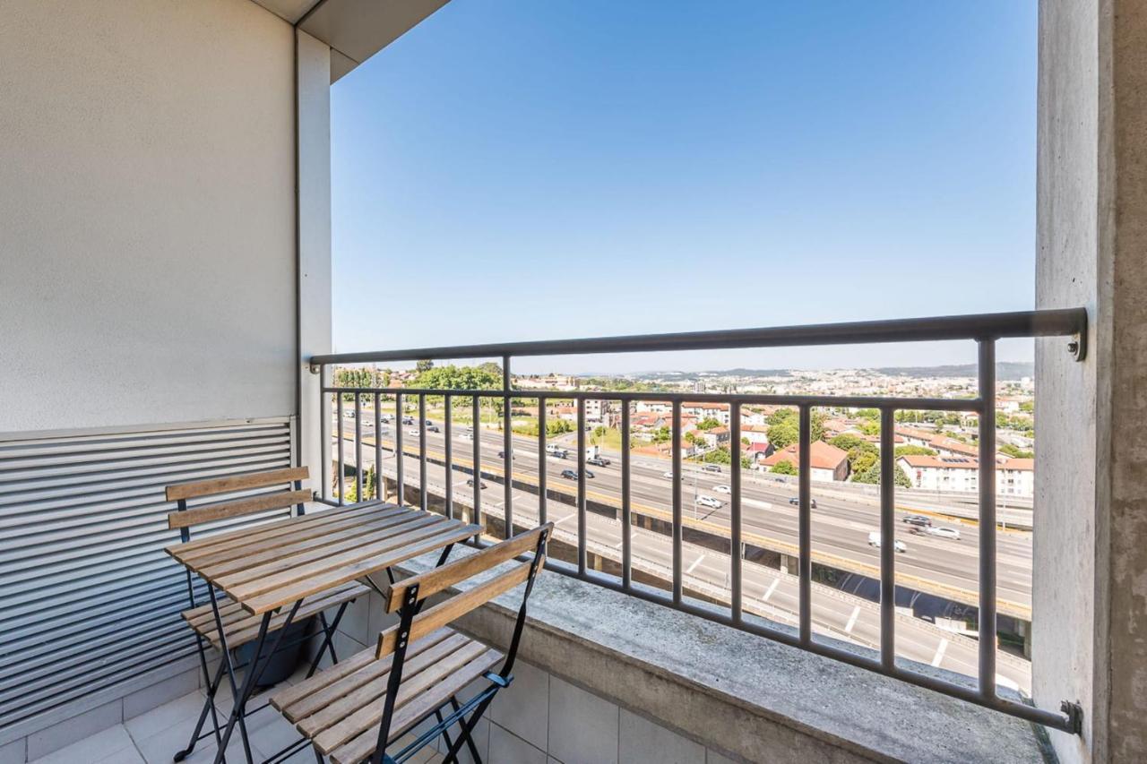 Dragon Stadium Studio W Balcony By Lovelystay Porto Eksteriør billede