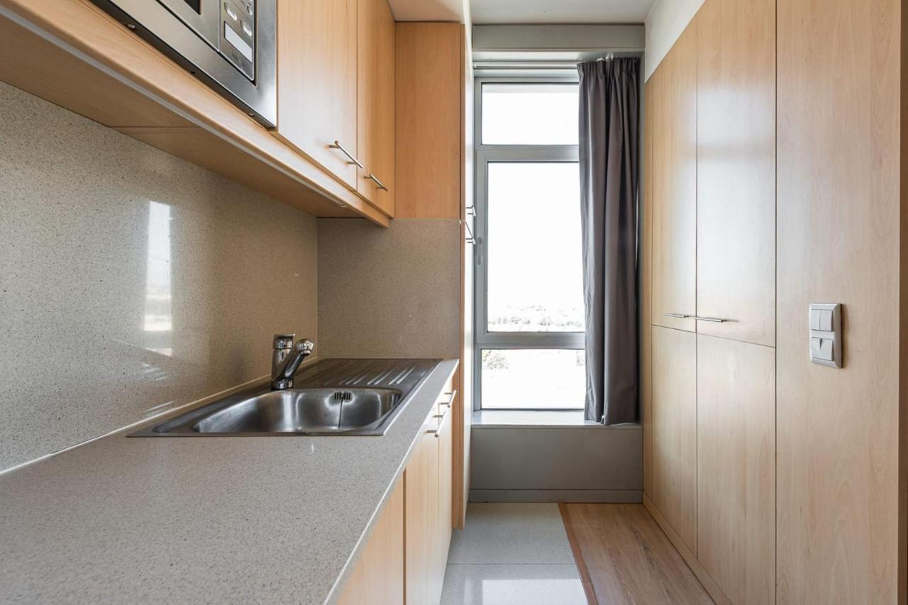Dragon Stadium Studio W Balcony By Lovelystay Porto Eksteriør billede